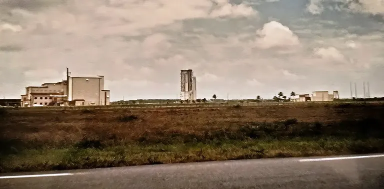 Ensemble de lancement Ariane à Kourou (archive personnelle, 1995)